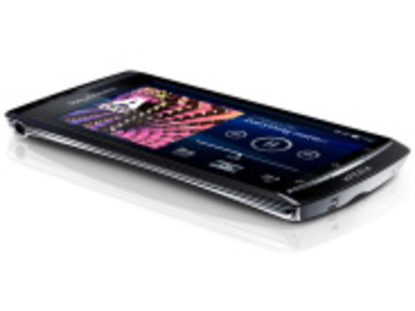 最薄部8.7mm、Android2.3搭載スマートフォン--ソニエリ、「Xperia arc」発表