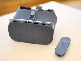 グーグルのVR「Daydream View」が12月13日に国内発売--価格は1万2000円