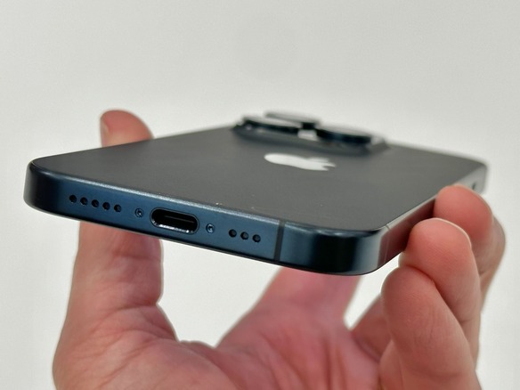 「iPhone 15 Pro」、奇妙なUSB-C充電問題が明らかに